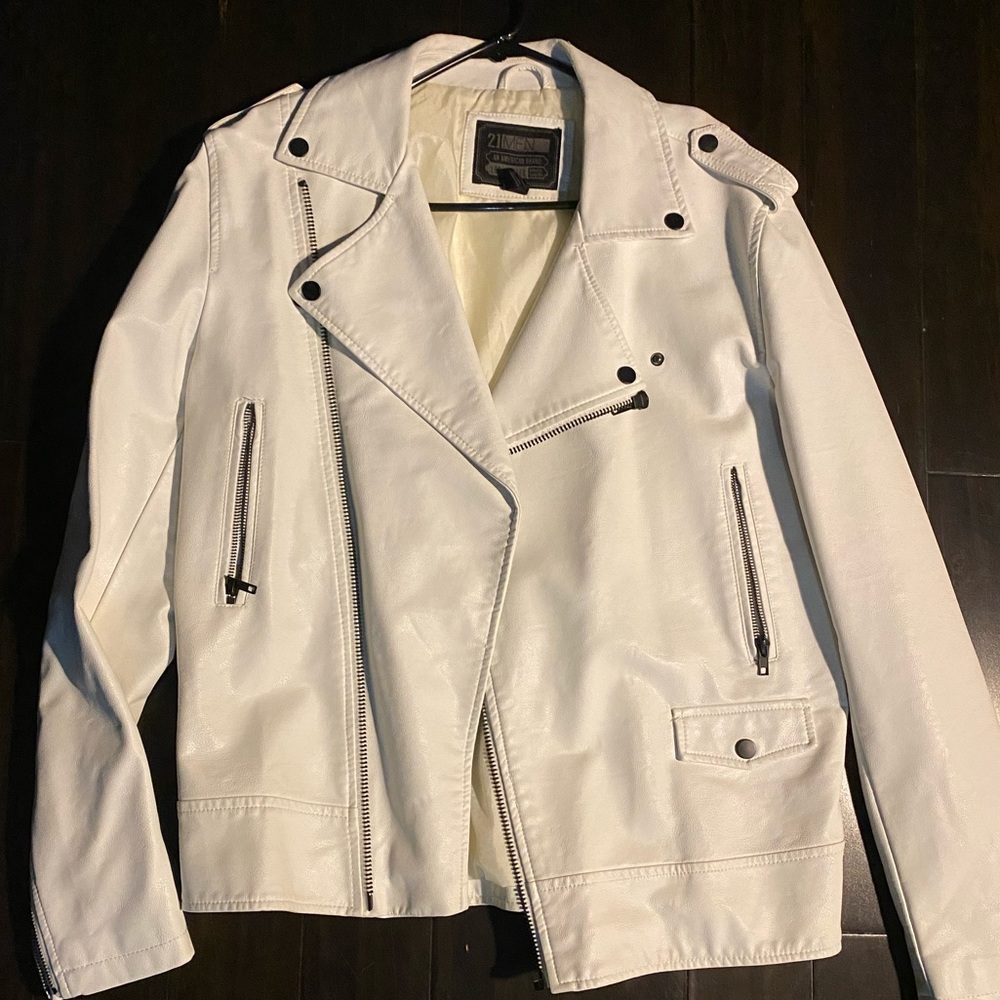 Forever 21 men’s faux leather jacket sz M
